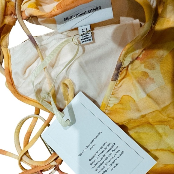 Significant Other Libby Midi Dress in Painted
Poppy Yellow NEW - Picture 12 of 12